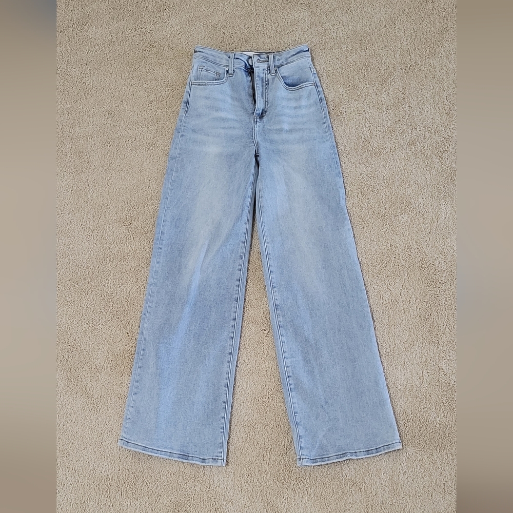 Risen wide leg stretchy jean